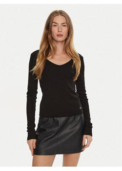 Calvin Klein Jeans Bluzka J20J224197 Czarny Slim Fit ze sklepu MODIVO w kategorii Bluzki damskie - zdjęcie 182756563