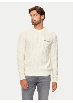 Guess Jeans Sweter M4BR34 Z3HN2 Écru Regular Fit ze sklepu MODIVO w kategorii Swetry męskie - zdjęcie 182756622