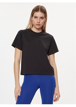 adidas T-Shirt Z.N.E. IS3930 Czarny Regular Fit ze sklepu MODIVO w kategorii Bluzki damskie - zdjęcie 182756724
