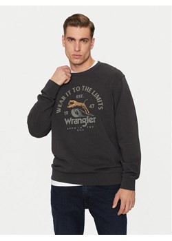 Wrangler Bluza 112357385 Czarny Regular Fit ze sklepu MODIVO w kategorii Bluzy męskie - zdjęcie 182756853