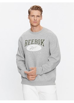 Reebok Bluza Archive Essentials IM1532 Szary Regular Fit ze sklepu MODIVO w kategorii Bluzy męskie - zdjęcie 182756874