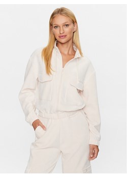 Guess Bluza V3YQ04 KBC00 Écru Relaxed Fit ze sklepu MODIVO w kategorii Bluzy damskie - zdjęcie 182757140
