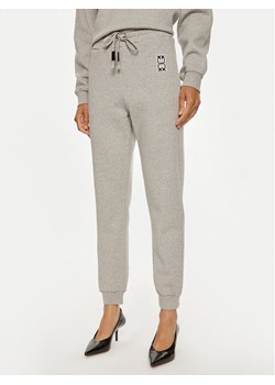 Pinko Spodnie dresowe Carico 100371 A23C Szary Regular Fit ze sklepu MODIVO w kategorii Spodnie damskie - zdjęcie 182757481
