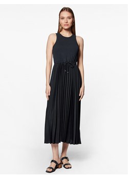 Tommy Hilfiger Sukienka codzienna WW0WW39342 Granatowy Regular Fit ze sklepu MODIVO w kategorii Sukienki - zdjęcie 182757550