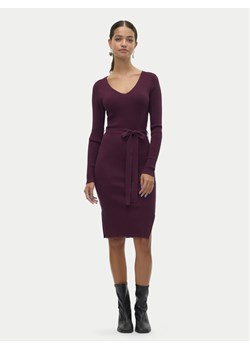 Vero Moda Sukienka dzianinowa Saba 10309320 Fioletowy Slim Fit ze sklepu MODIVO w kategorii Sukienki - zdjęcie 182757761
