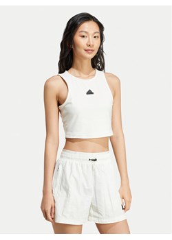 adidas Top City Escape JD8185 Biały Slim Fit - id: 0000303900168 - marki adidas - 182757944 adidas Top City Escape JD8185 Biały Slim Fit ze sklepu MODIVO w kategorii Bluzki damskie - zdjęcie 182757944