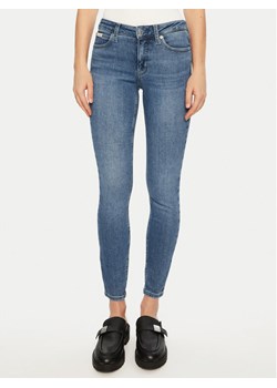 Calvin Klein Jeans Jeansy J20J224488 Niebieski Skinny Fit ze sklepu MODIVO w kategorii Jeansy damskie - zdjęcie 182758560