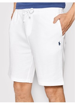Polo Ralph Lauren Szorty sportowe 710704271004 Biały Regular Fit ze sklepu MODIVO w kategorii Spodenki męskie - zdjęcie 182758922