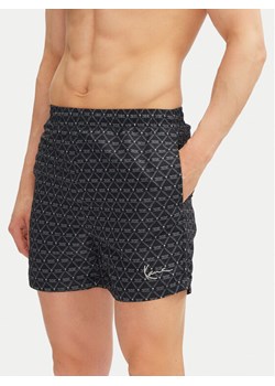 Karl Kani Szorty kąpielowe Signature Monogram Aop 60550022 Czarny Regular Fit ze sklepu MODIVO w kategorii Kąpielówki - zdjęcie 182759273