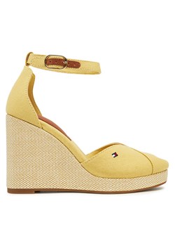 Tommy Hilfiger Półbuty Flag High Wedge Espad Closed Toe FW0FW08494 Żółty ze sklepu MODIVO w kategorii Espadryle damskie - zdjęcie 182759601