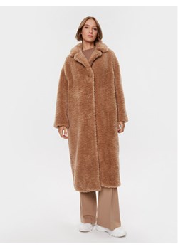 Guess Płaszcz zimowy W3BL86 WF2C2 Brązowy Regular Fit ze sklepu MODIVO w kategorii Płaszcze damskie - zdjęcie 182759883