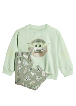 adidas Dres Star Wars The Mandalorian™ JF3631 Zielony Regular Fit ze sklepu MODIVO w kategorii Odzież dla niemowląt - zdjęcie 182761104