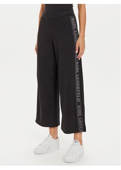 KARL LAGERFELD Spodnie dzianinowe 246W1010 Czarny Relaxed Fit ze sklepu MODIVO w kategorii Spodnie damskie - zdjęcie 182761533