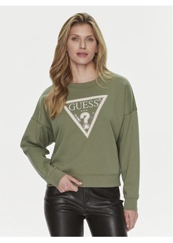 Guess Bluza Pony W4RQ13 KC5H2 Zielony Regular Fit ze sklepu MODIVO w kategorii Bluzy damskie - zdjęcie 182761634