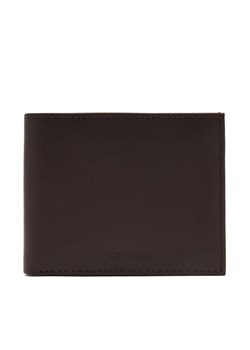 Calvin Klein Portfel męski Ck Premium Bifold 5Cc W/Coin K50K512923 Brązowy - id: 8721107413273 - marki Calvin Klein - 182761861 Calvin Klein Portfel męski Ck Premium Bifold 5Cc W/Coin K50K512923 Brązowy ze sklepu MODIVO w kategorii Portfele męskie - zdjęcie 182761861