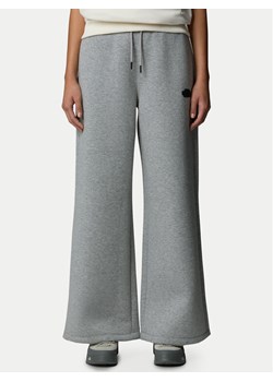 The North Face Spodnie dresowe NF0A8C25 Szary Wide Leg ze sklepu MODIVO w kategorii Spodnie damskie - zdjęcie 182762021