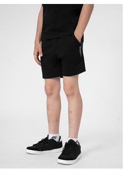 4F Szorty sportowe 4FJSS23TSHOM049 Czarny Regular Fit ze sklepu MODIVO w kategorii Spodenki chłopięce - zdjęcie 182763742