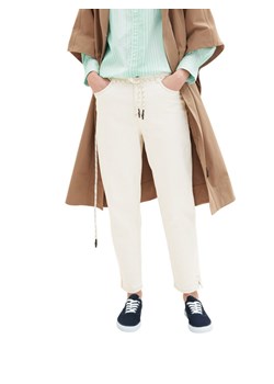 Tom Tailor Jeansy 1035538 Écru Slim Fit ze sklepu MODIVO w kategorii Jeansy damskie - zdjęcie 182766380