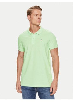 Tommy Jeans Polo DM0DM18312 Zielony Slim Fit ze sklepu MODIVO w kategorii T-shirty męskie - zdjęcie 182766621