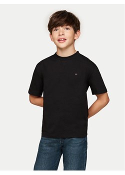 Tommy Hilfiger T-Shirt Essential KB0KB08575 D Czarny Regular Fit ze sklepu MODIVO w kategorii T-shirty chłopięce - zdjęcie 182767411