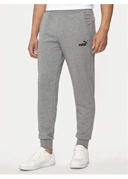 Puma Spodnie dresowe Ess Logo 586716 Szary Regular Fit ze sklepu MODIVO w kategorii Spodnie męskie - zdjęcie 182767714