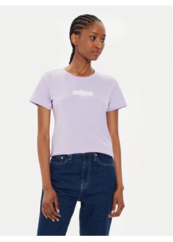 Calvin Klein Jeans T-Shirt Faded Monologo J20J223625 Fioletowy Slim Fit ze sklepu MODIVO w kategorii Bluzki damskie - zdjęcie 182767721