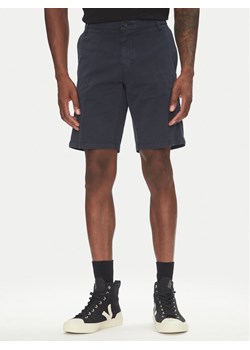 Mustang Szorty materiałowe Amsterdam 1016450 Granatowy Slim Fit ze sklepu MODIVO w kategorii Spodenki męskie - zdjęcie 183551354