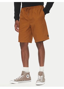 Billabong Szorty materiałowe Larry Twill EBYWS00114 Brązowy Regular Fit ze sklepu MODIVO w kategorii Spodenki męskie - zdjęcie 183551510