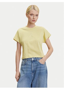 adidas T-Shirt ALL SZN JJ1239 Żółty Regular Fit ze sklepu MODIVO w kategorii Bluzki damskie - zdjęcie 183551541