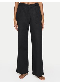 Triumph Spodnie piżamowe Summer 10222571 Czarny Relaxed Fit ze sklepu MODIVO w kategorii Piżamy damskie - zdjęcie 183551632