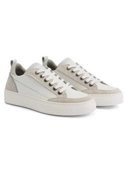 TRAVELIN&apos; Skórzane sneakersy &quot;Caris&quot; w kolorze biało-beżowym ze sklepu Limango Polska w kategorii Trampki damskie - zdjęcie 183557260