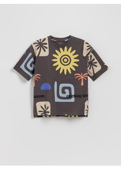 Reserved - T-shirt oversize z nadrukiem - ciemnoszary ze sklepu Reserved w kategorii T-shirty chłopięce - zdjęcie 183560772