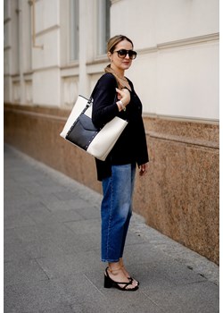 Niebieskie jeansy typu mom fit ze sklepu Molton w kategorii Jeansy damskie - zdjęcie 183567680