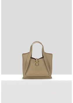 Skórzana beżowa torebka z ozdobnym zapięciem ze sklepu Molton w kategorii Torby Shopper bag - zdjęcie 183568424