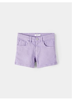 NAME IT Szorty jeansowe Nkfrose 13212157 Fioletowy Regular Fit ze sklepu MODIVO w kategorii Spodenki dziewczęce - zdjęcie 183578143