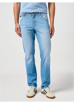 WRANGLER MĘSKIE SPODNIE JEANSOWE WRANGLER TEXAS SLIM SLATE SHADE 112362469 ze sklepu YouNeedit.pl w kategorii Jeansy męskie - zdjęcie 183584172