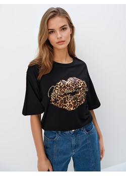 Mohito - T-shirt z nadrukiem z przodu - czarny ze sklepu Mohito w kategorii Bluzki damskie - zdjęcie 183595171
