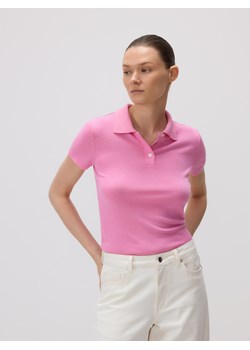 Reserved - T-shirt polo z wiskozą - różowy - id: YT896-30X - marki Reserved - 183595392 Reserved - T-shirt polo z wiskozą - różowy ze sklepu Reserved w kategorii Bluzki damskie - zdjęcie 183595392