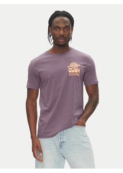 Quiksilver T-Shirt EQYZT08053 Fioletowy Regular Fit ze sklepu MODIVO w kategorii T-shirty męskie - zdjęcie 183596474