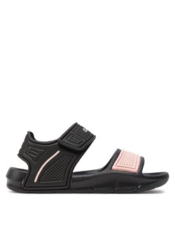 Sandały Champion Squirt G Ps Sandal S32631-CHA-KK002 Czarny ze sklepu eobuwie.pl w kategorii Sandały dziecięce - zdjęcie 183600424