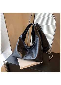 Skórzana torba na ramię - Czarny ze sklepu Intimica.pl w kategorii Torby Shopper bag - zdjęcie 183602691
