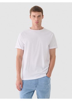 Męski t-shirt basic Outhorn OTHWAW24TTSHM2386 - biały ze sklepu Sportstylestory.com w kategorii T-shirty męskie - zdjęcie 183608924