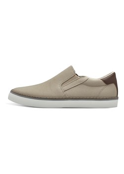 s.Oliver Slippersy w kolorze beżowym ze sklepu Limango Polska w kategorii Buty sportowe męskie - zdjęcie 183610210