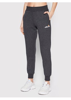 Ellesse Spodnie dresowe Hallouli SGK13652 Szary Regular Fit ze sklepu MODIVO w kategorii Spodnie damskie - zdjęcie 183612511