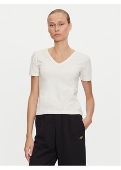4F T-Shirt 4FWAW24TTSHF1649 Écru Slim Fit ze sklepu MODIVO w kategorii Bluzki damskie - zdjęcie 183612524