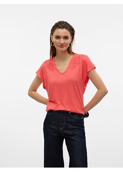 Vero Moda Koszulka w kolorze koralowym ze sklepu Limango Polska w kategorii Bluzki damskie - zdjęcie 183624091