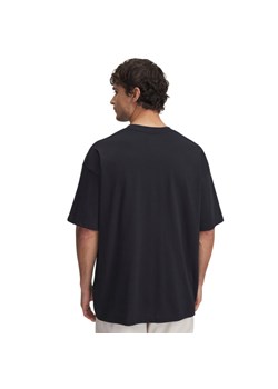 Męski t-shirt z nadrukiem UA M HWT Hoops Hoopnotic SS - czarny ze sklepu Sportstylestory.com w kategorii T-shirty męskie - zdjęcie 183628954