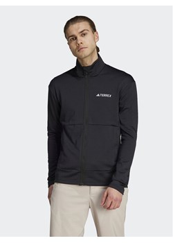 adidas Polar IB1818 Czarny Slim Fit ze sklepu MODIVO w kategorii Bluzy męskie - zdjęcie 183639461