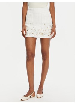 Elisabetta Franchi Spódnica mini GO-108-52E2-V400 Écru Regular Fit ze sklepu MODIVO w kategorii Spódnice - zdjęcie 183652412