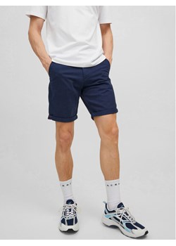Jack&Jones Szorty materiałowe Bowie 12165604 Granatowy Regular Fit ze sklepu MODIVO w kategorii Spodenki męskie - zdjęcie 183652681